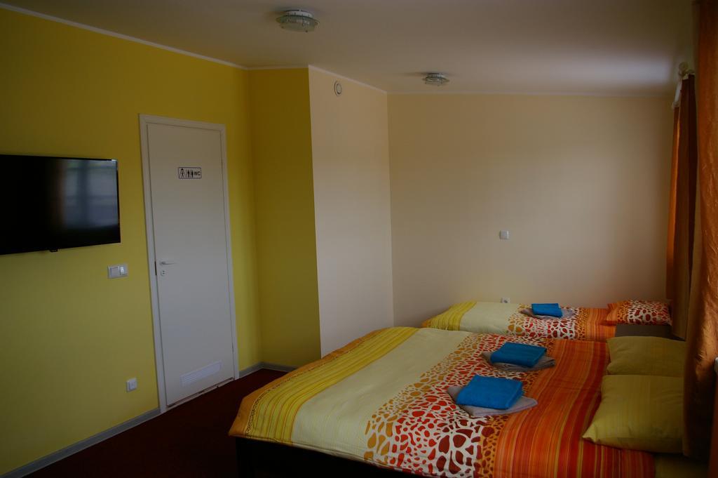 Kagu Hostel Voru Exterior photo