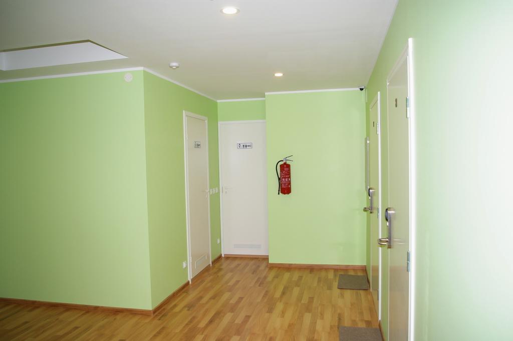 Kagu Hostel Voru Exterior photo